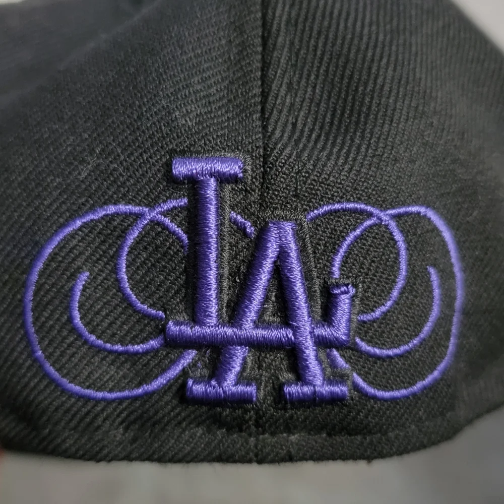 Los Angeles Dodgers New Era Black, Purple Script 59FIFTY Fitted Hat, size 7 1/4 - Picture 3 of 6